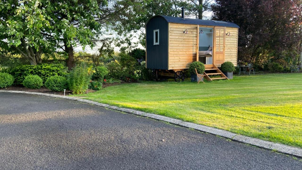 Bannfield Shepherds Hut Ballymoney Exterior foto